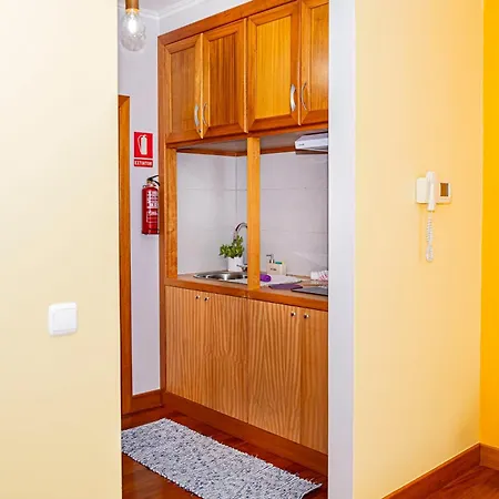 Namastê House Ii Funchal (Madeira)