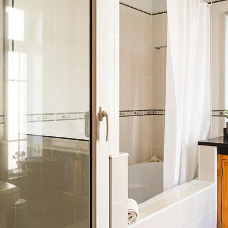 Namastê House Ii Funchal (Madeira)